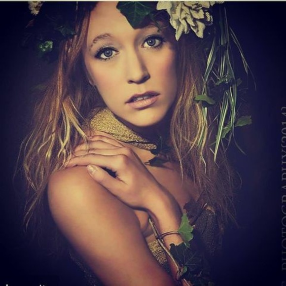 Meet your Posher, Shayla - Picture 1 of 1